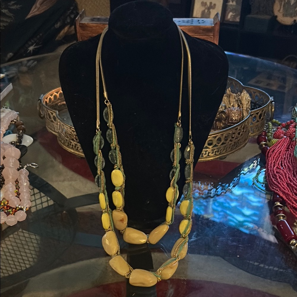 Elegant Yellow and Green Beaded Necklace